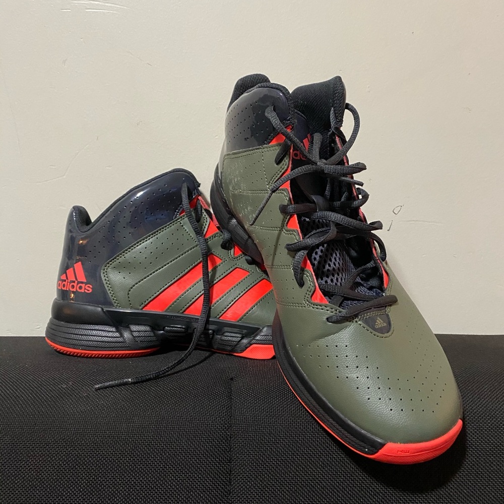 Men’s sneakers